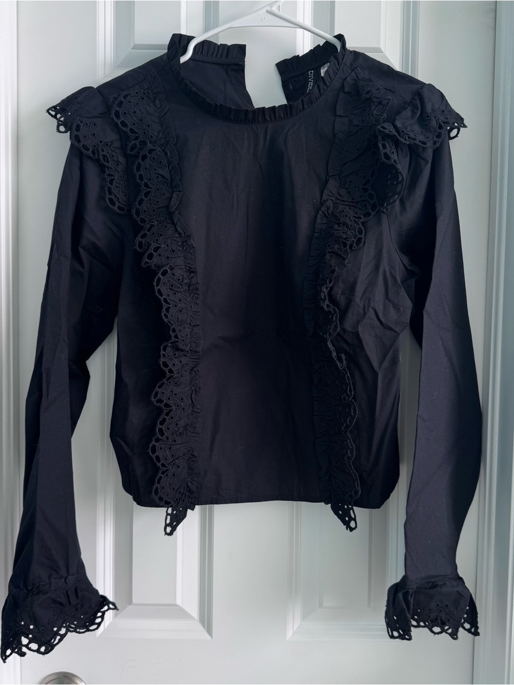 H&M Divided Ruffle Cotton Long Sleeve Top with Button Down Back
